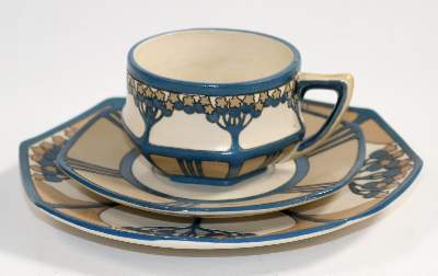 Bild Nr.1: 138-3092 Mettlach Kaffee-Gedeck: (Porzellan u. Keramik)