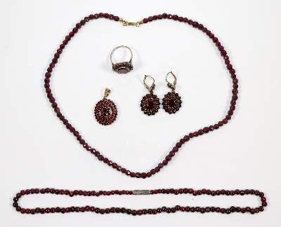 Bild Nr.2: 138-3106 Granatschmuck.: (Schmuck)