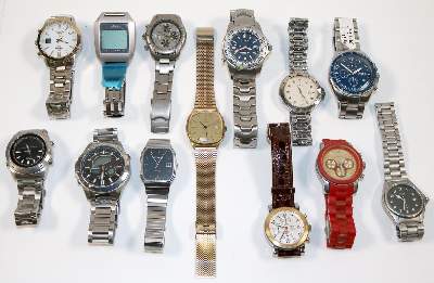 Bild Nr.3: 138-3230 Herrenuhren-Sammlung.: (Uhren, Armbanduhren)