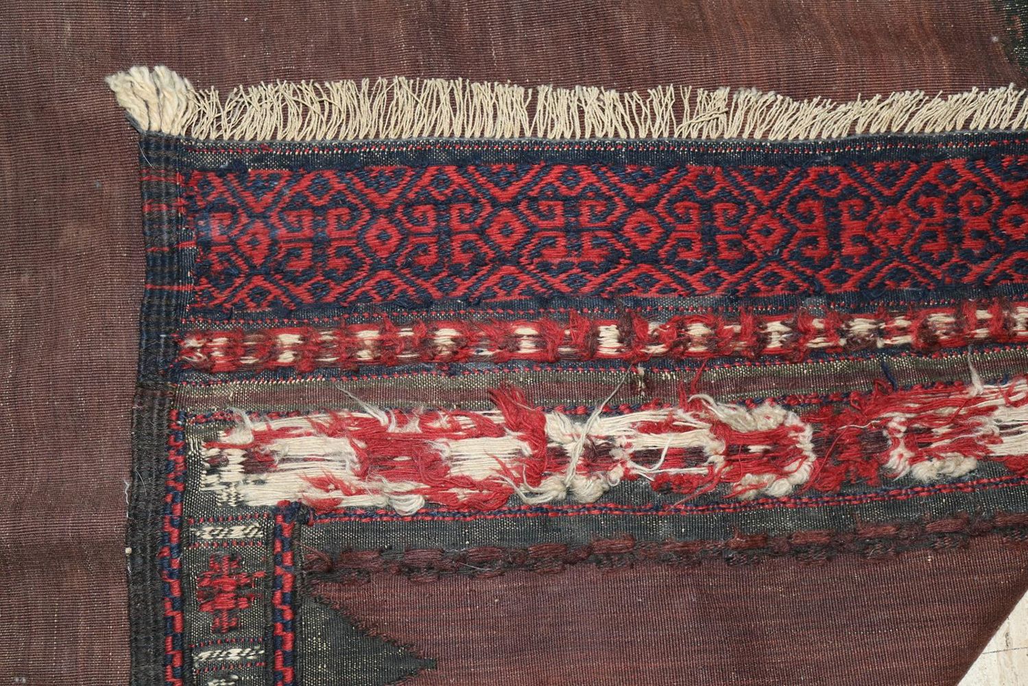 Große Abbildung Nr.5: 139-2411 Teppich Kaukasus: (Varia, Teppiche)