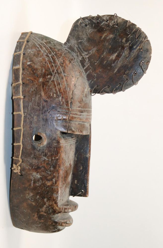 Große Abbildung Nr.3: 139-2426 Eliptische Gesichtsmaske: (Afrika)