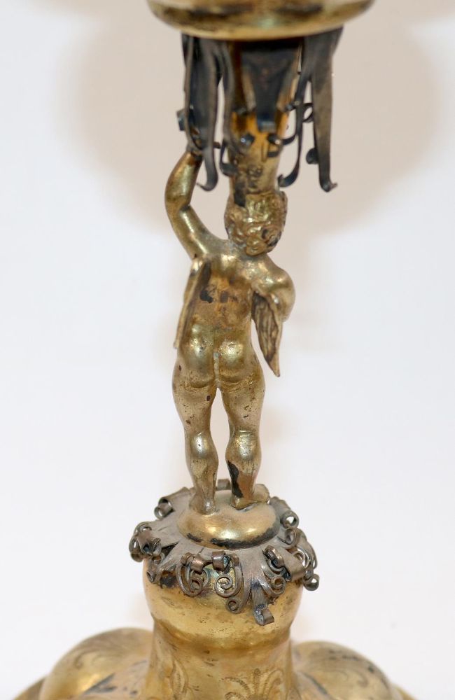 Große Abbildung Nr.25: 139-2672 Bedeutender Ananaspokal.: (Silber)