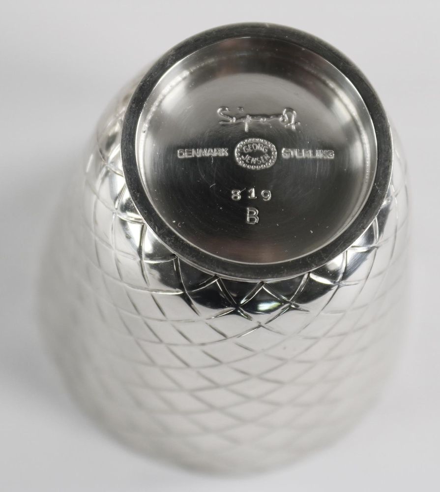 Große Abbildung Nr.4: 139-2677 Georg Jensen.: (Silber)