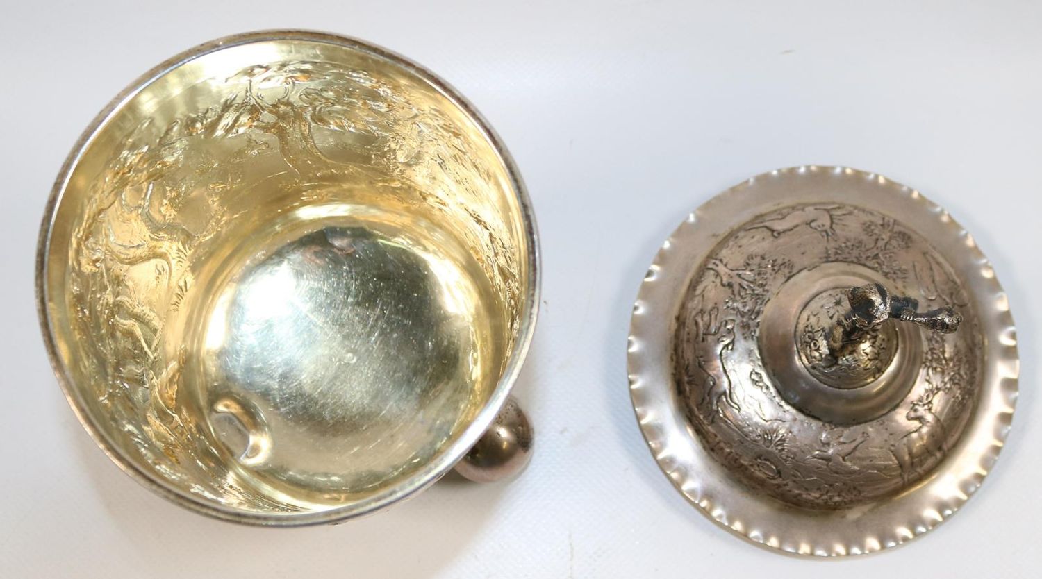 Große Abbildung Nr.4: 139-2678 Kugelfuß-Deckelgefäß: (Silber)
