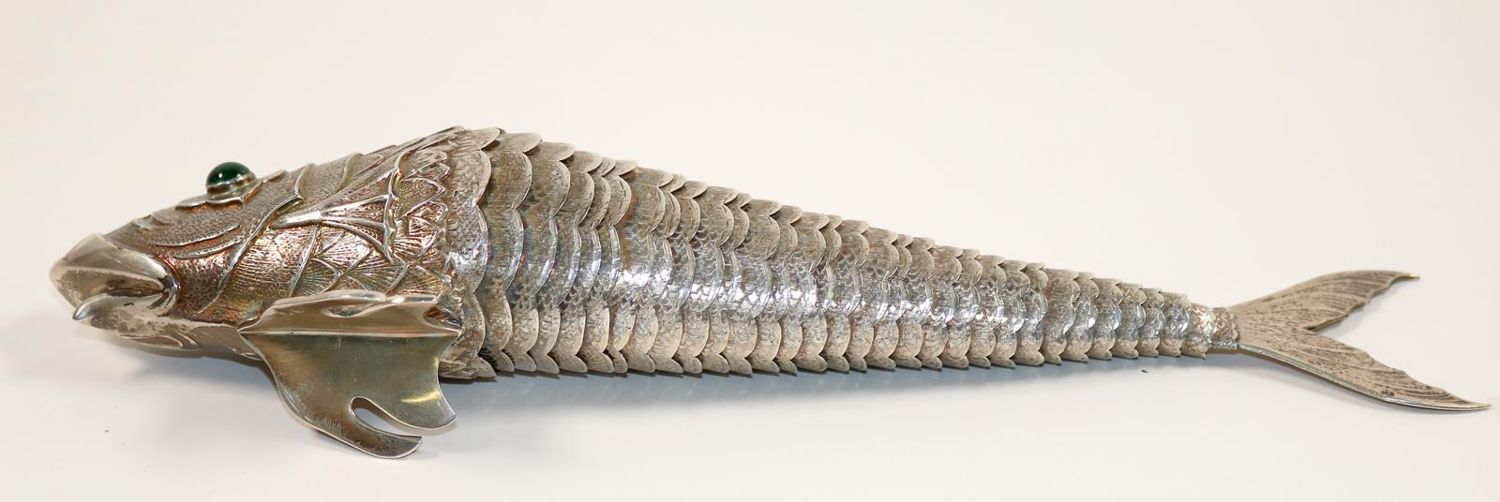 Große Abbildung Nr.4: 139-2684 Silberfisch, Gliederfisch.: (Silber)