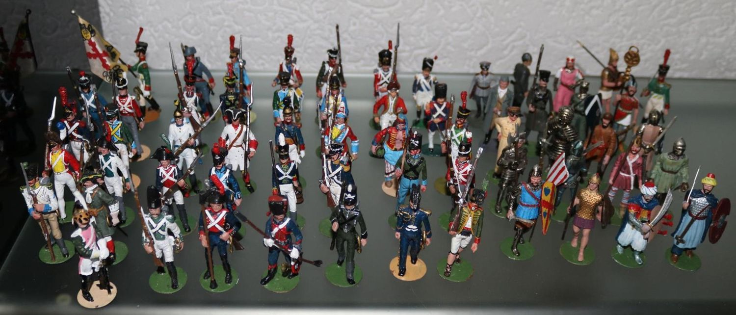 Große Abbildung Nr.2: 139-2742 Zinnfiguren.: (Spielzeug)