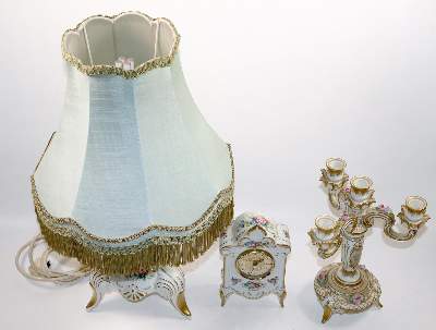 Bild Nr.2: 139-2653 Tischlampe, Lindner Kueps.: (Porzellan u. Keramik)