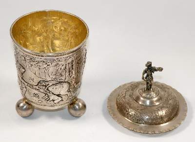 Bild Nr.3: 139-2678 Kugelfuß-Deckelgefäß: (Silber)