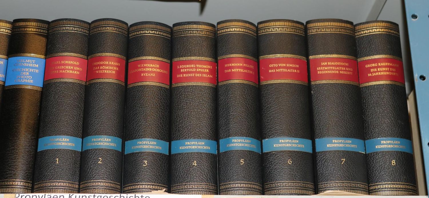 Große Abbildung Nr.26: 140-1132 Kritisches Lexikon: (Kunstwissenschaft)