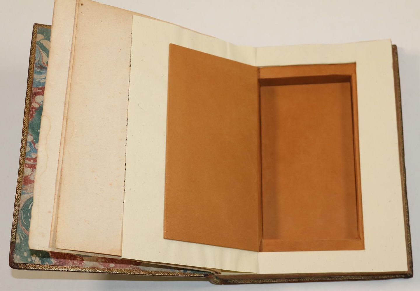 Große Abbildung Nr.11: 140-1191 Buch-Attrappe.: (Einband)