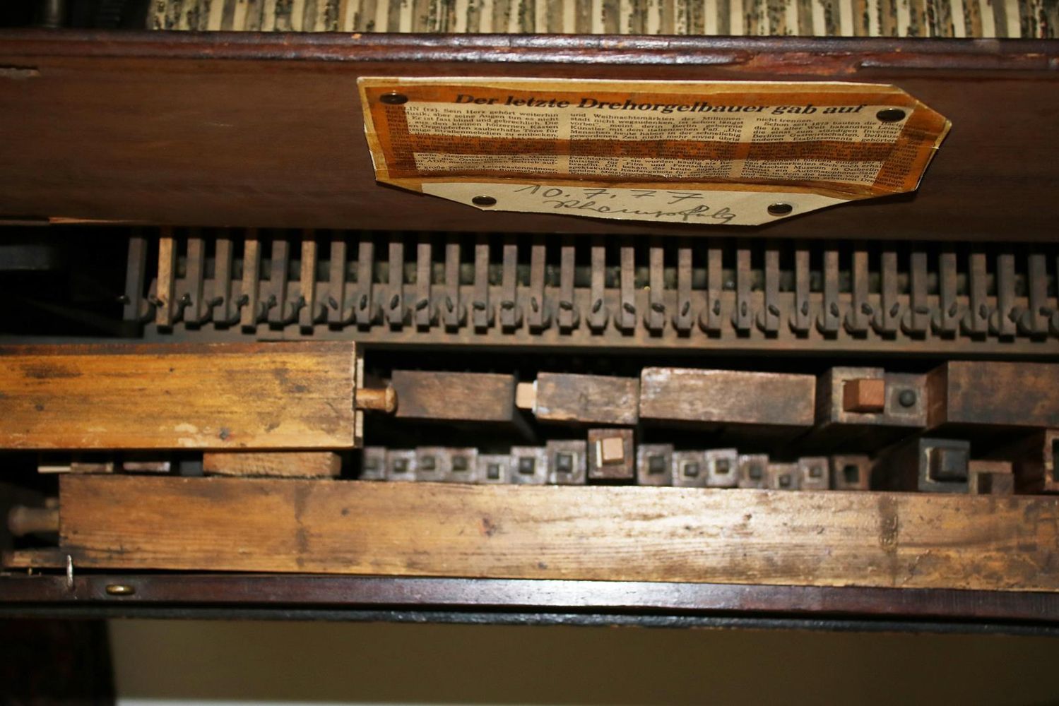 Große Abbildung Nr.6: 140-3011 Bacigalupo Walzendrehorgel,: (Musikinstrumente)