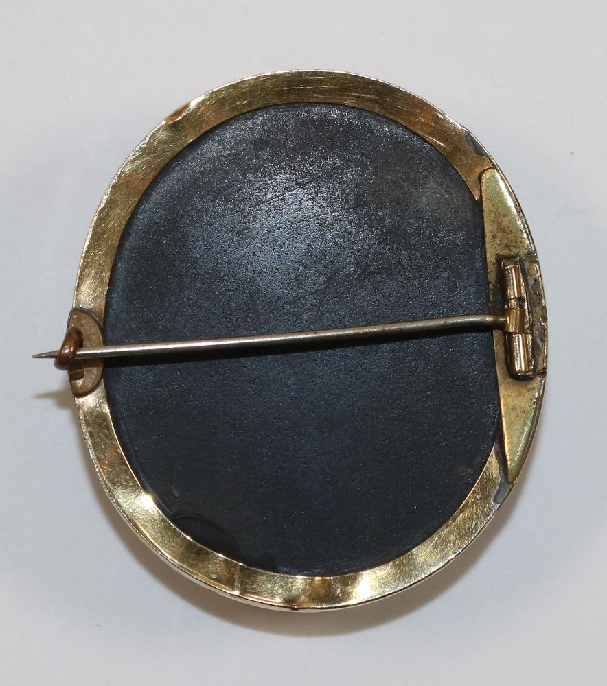 Große Abbildung Nr.2: 140-3090 Prächtige Kameenbrosche: (Schmuck, Broschen)