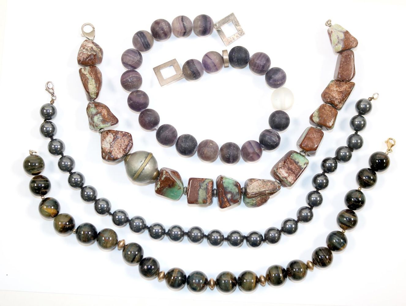 Große Abbildung Nr.2: 140-3106 Edelsteinketten: (Schmuck, Colliers)