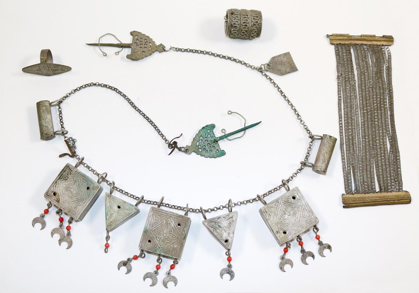 Große Abbildung Nr.4: 140-3118 Sammlung Orientschmuck.: (Schmuck, Ethnologisch)