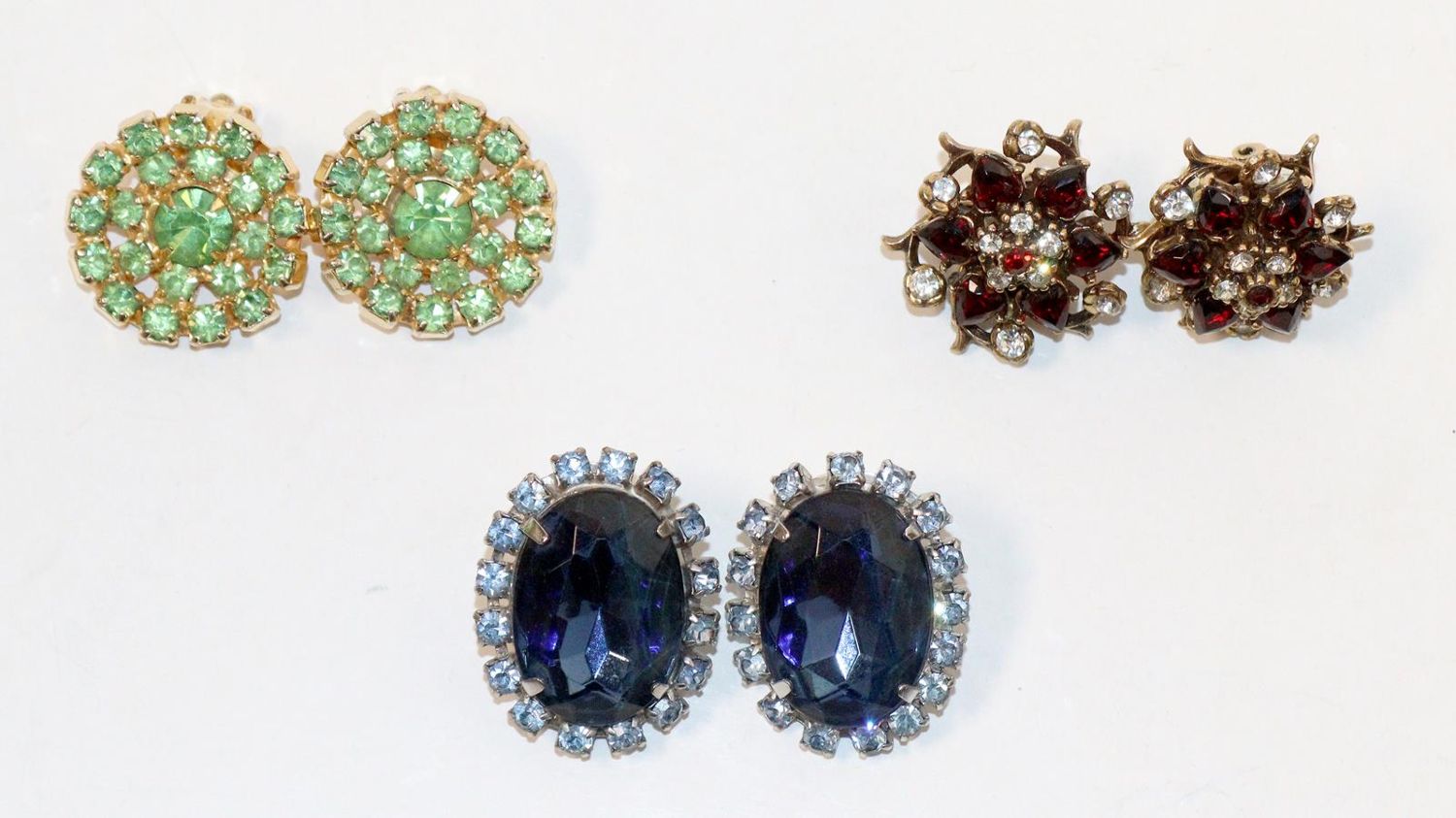 Große Abbildung Nr.2: 140-3131 Modeschmuck Ohrschmuck.: (Schmuck, Modeschmuck, 40er-50er Jahre)