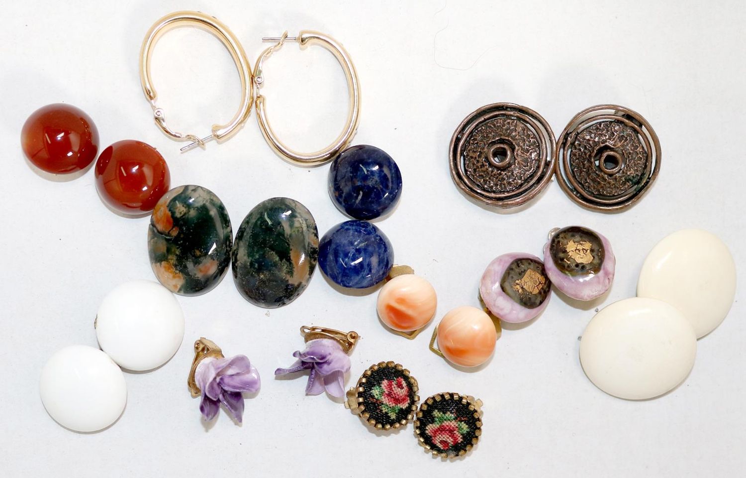 Große Abbildung Nr.2: 140-3139 Ohrclips Sammlung.: (Schmuck, Ohrringe)