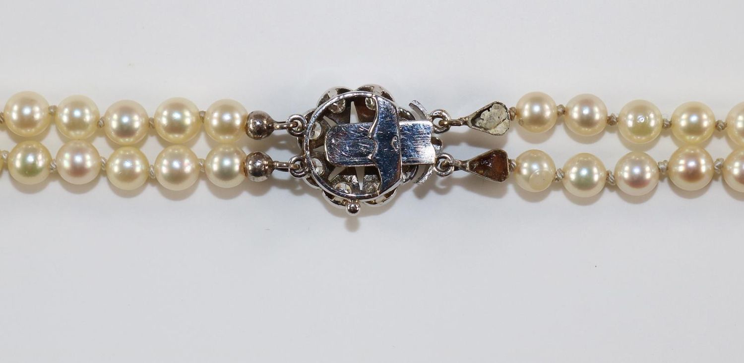 Große Abbildung Nr.4: 140-3143 Perlenkette.: (Schmuck)