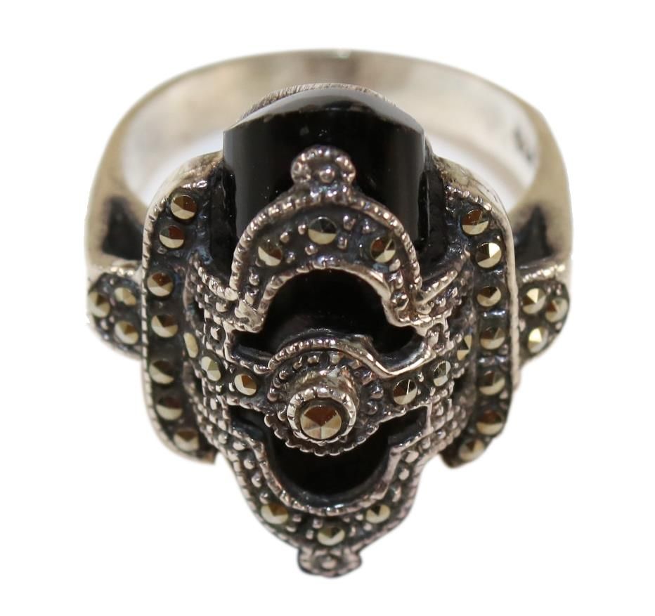 Große Abbildung Nr.1: 140-3145 Prächtige Demi Parure: (Schmuck)