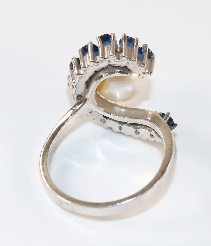 Große Abbildung Nr.3: 140-3150 Damenring Saphier: (Schmuck, Ringe)