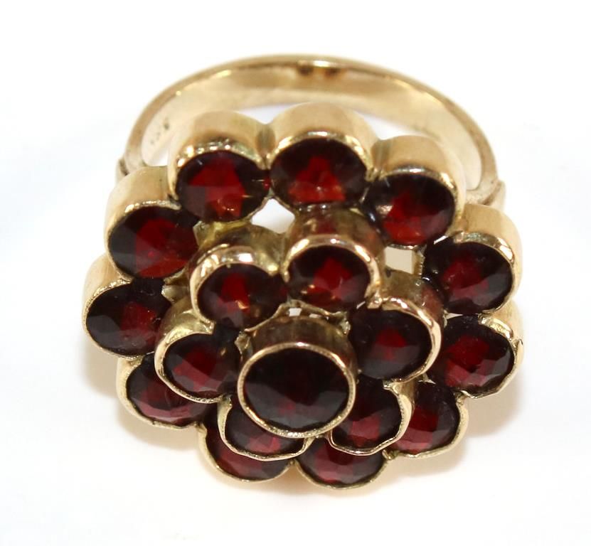 Große Abbildung Nr.1: 140-3155 Granatring 585 GG.: (Schmuck, Ringe)