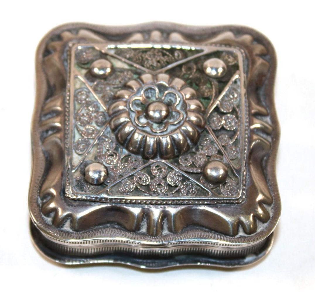 Große Abbildung Nr.1: 140-3187 Silberdose, Pillendose.: (Silber, Dosen)