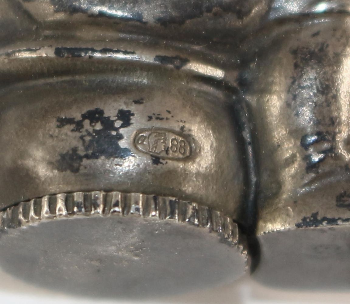 Große Abbildung Nr.6: 140-3197 Feuerzeug Russland.: (Silber)