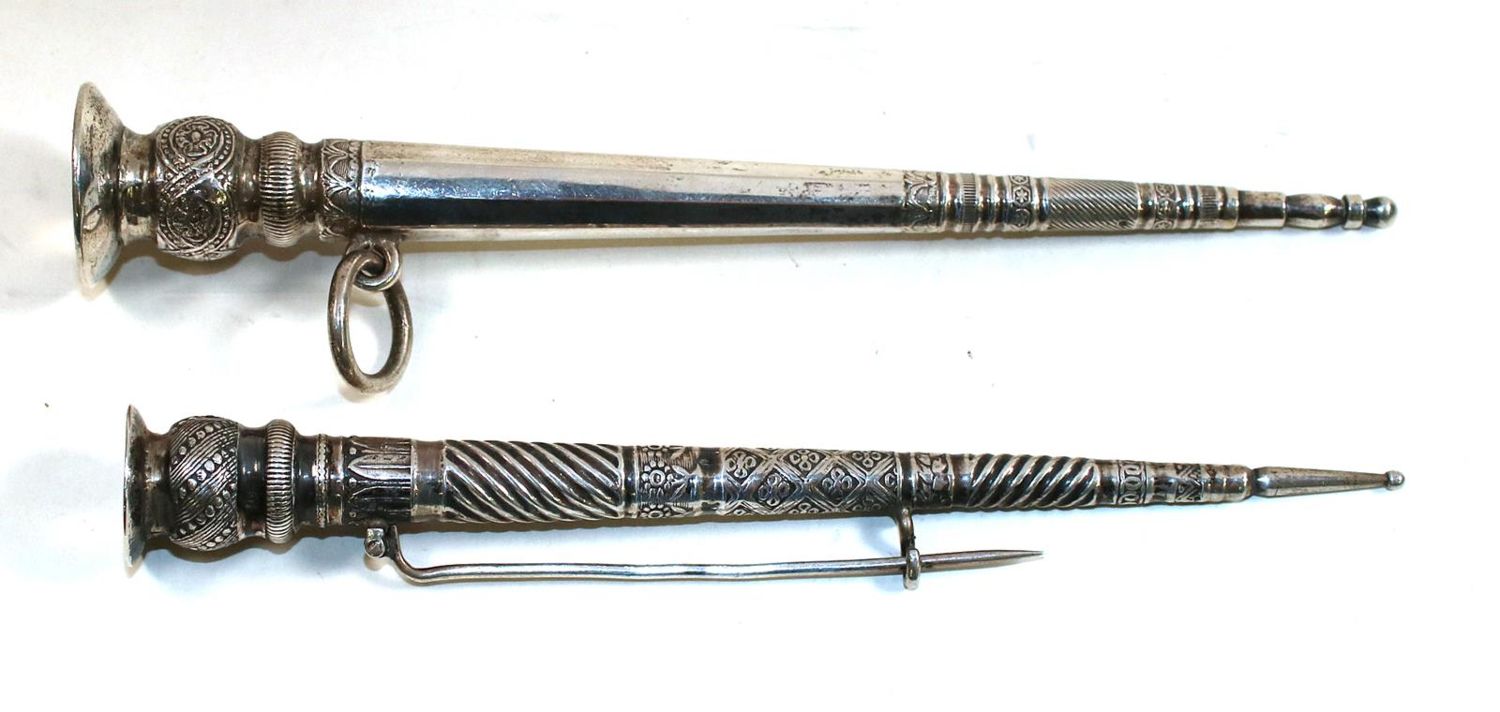 Große Abbildung Nr.1: 140-3255 Tussy Mussy Posy Holder: (Silber)