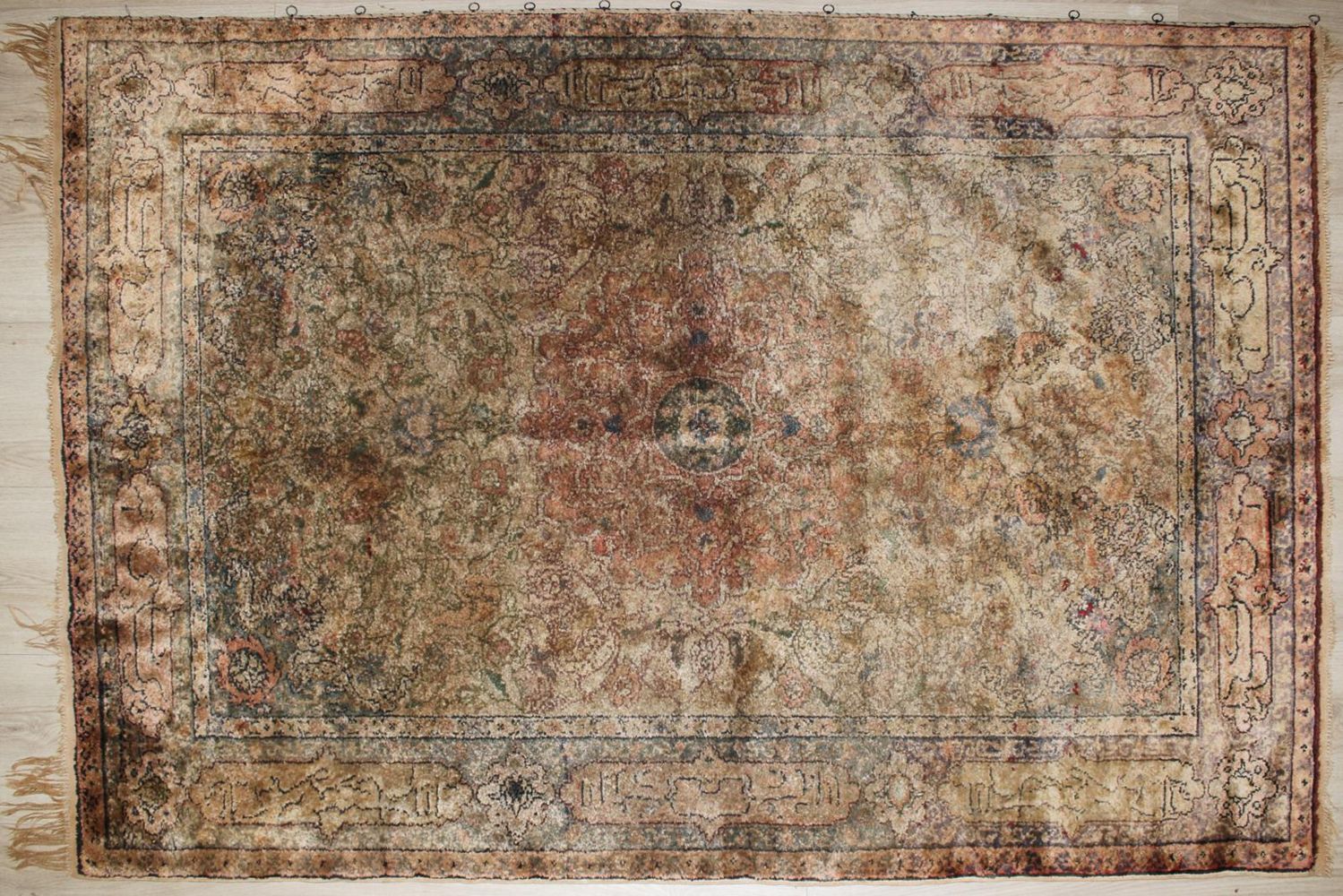 Große Abbildung Nr.1: 140-3310 Antiker Orientteppich: (Teppiche)