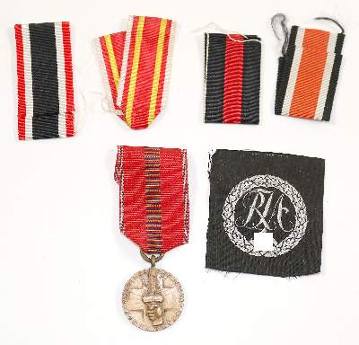 Bild Nr.2: 140-2924 Abzeichen u. Orden.: (Militaria)