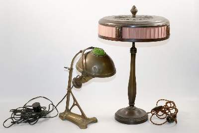 Bild Nr.2: 140-2941 Jugendstil Tischlampe: (Möbel, Lampen)
