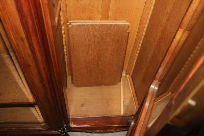 Bild Nr.6: 140-2953 Salonschrank Jugendstil.: (Möbel, Schränke)