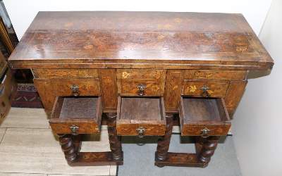 Bild Nr.4: 140-2988 Verwandlungs-Schreibtisch: (Möbel, Tische)