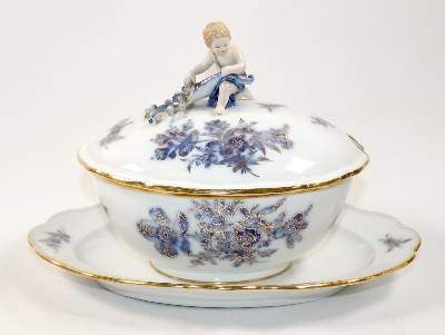 Bild Nr.3: 140-3047 Meissen umfangreiches: (Porzellan u. Keramik, Meissen)