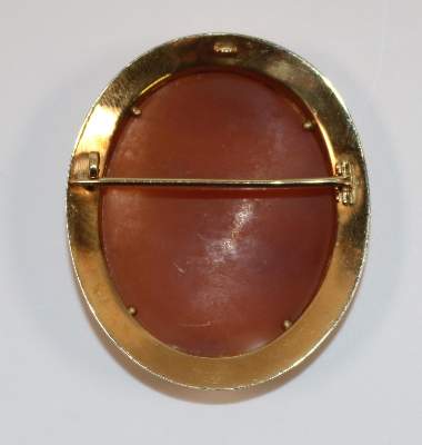 Bild Nr.2: 140-3085 Muschelkamee in 585 GG: (Schmuck, Broschen)