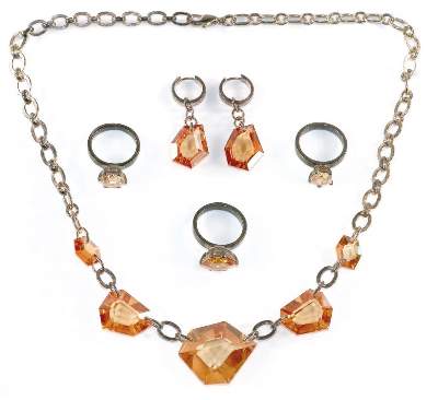 Bild Nr.1: 140-3100 Collier: (Schmuck, Colliers)