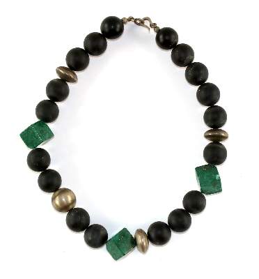 Bild Nr.2: 140-3105 Edelsteincolliers.: (Schmuck, Colliers)