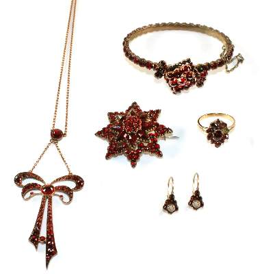 Bild Nr.1: 140-3119 Granatschmuck.: (Schmuck)
