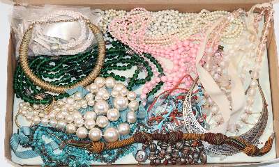 Bild Nr.7: 140-3130 Modeschmuck Ketten.: (Schmuck, Modeschmuck, 40er-50er Jahre)