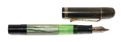 Bild Nr.1: 140-3174 Pelikan 100 mit pd Feder.: (Schreibgeräte)