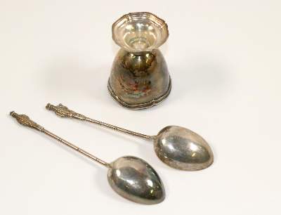 Bild Nr.2: 140-3182 China, zwei Silberlöffel: (Silber)