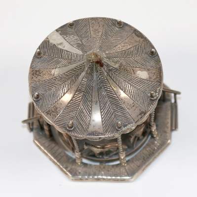 Bild Nr.2: 140-3209 Karussell,: (Silber, Miniaturen)