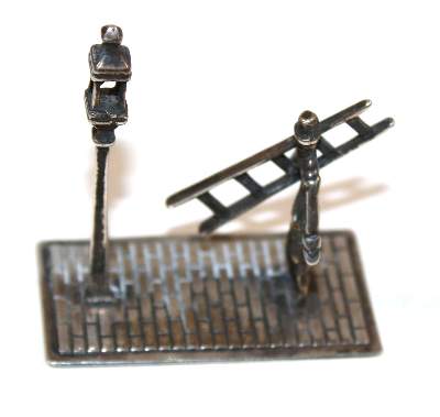 Bild Nr.2: 140-3215 Laternenanzünder.: (Silber, Miniaturen)