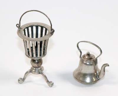 Bild Nr.2: 140-3228 Teekanne: (Silber, Miniaturen)