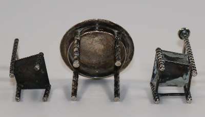 Bild Nr.2: 140-3230 Tisch u.: (Silber, Miniaturen)