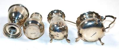 Bild Nr.2: 140-3242 Drei Streuer u.: (Silber, Salieren)