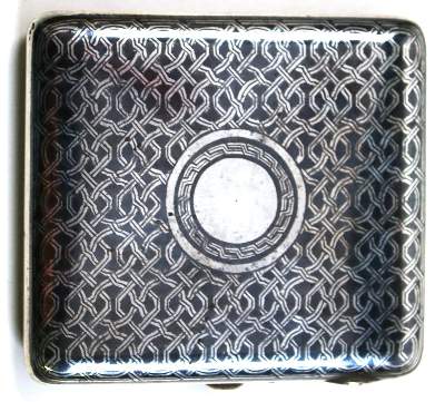 Bild Nr.1: 140-3266 Lettland,: (Silber, Zigarettendosen)