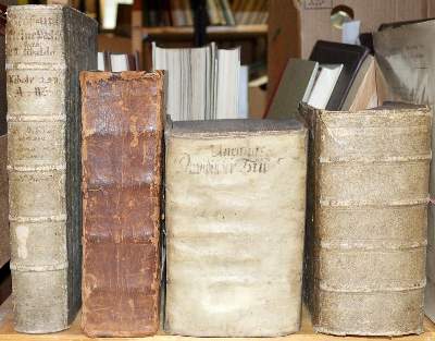 Bild Nr.2: 140-375 Konvolut: (Alte Drucke, Handschriften und Theologie)