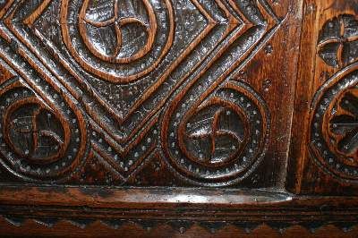 Große Abbildung Nr.5: 141-2649 Hallenschrank norddeutsch um 1700: (Möbel)