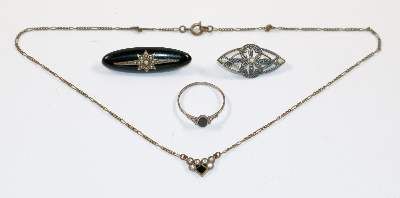 Große Abbildung Nr.1: 141-2812 Konvolut.: (Schmuck)