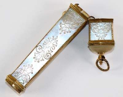 Große Abbildung Nr.2: 141-2819 Necessaire.: (Schmuck)